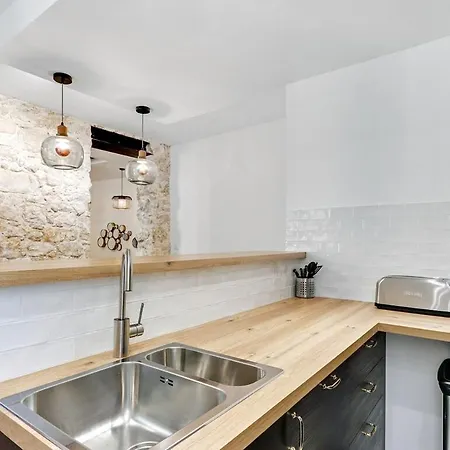 Pick A Flat's In Le Marais - Rue Saint Apoline Apartment